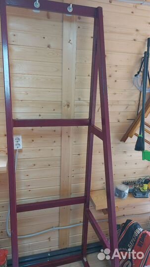 Стойка для нагревателя воды (бойлер)