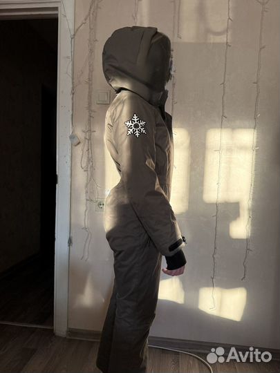 Костюм горнолыжный