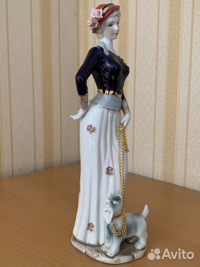 Статуэтка Royal Classics фарфор, 31см