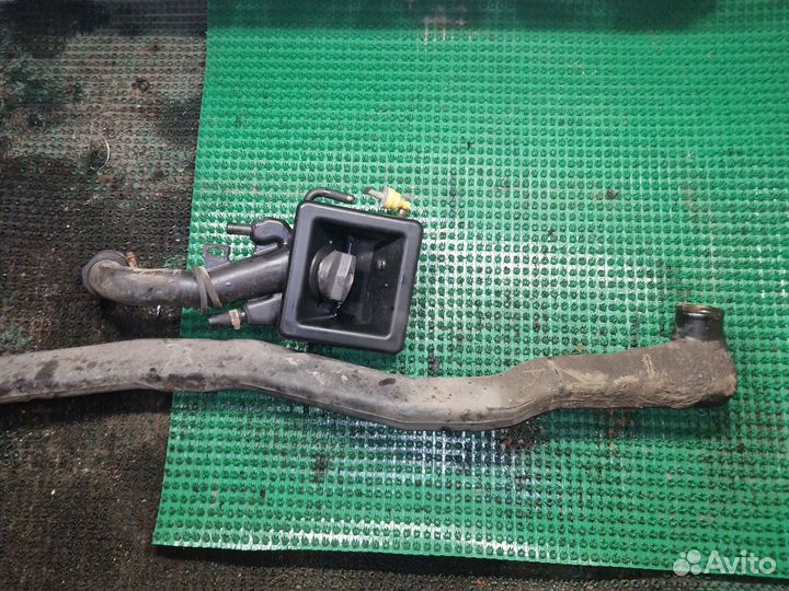 Заливная горловина бака Mercedes Vario