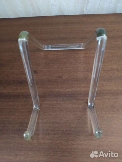 Подставка для декоративных тарелок