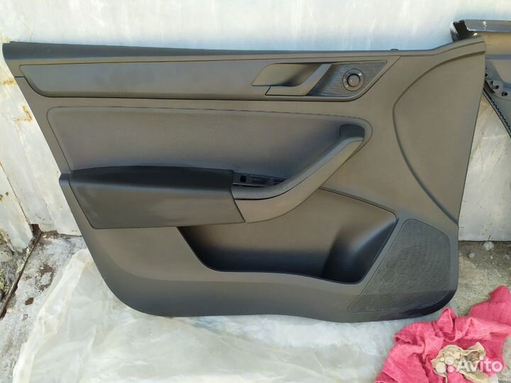 Skoda rapid детали