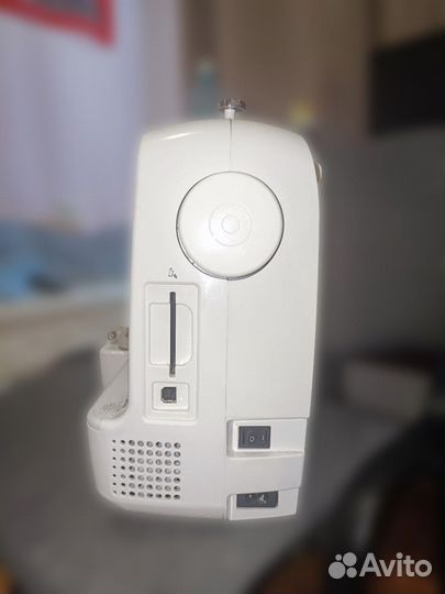 Швейная машинка Brother innov is NV90E