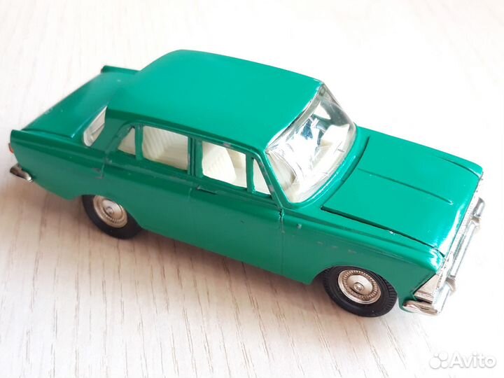 Масштабная модель Москвич 412 1:43