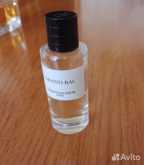 Туалетная вода - женская, мужская, унисекс