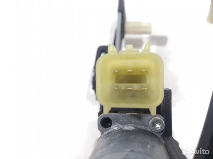 Стеклоподъемник электрический задний правый Jaguar