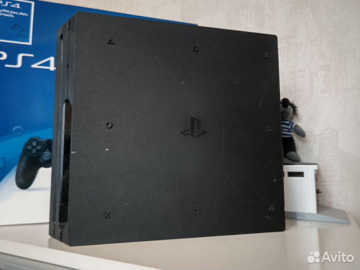 Sony ps4 pro 1tb +100 игр