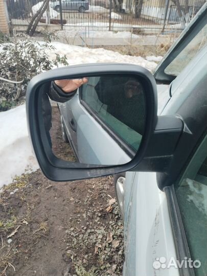 Рено Кангу 2 в разборе