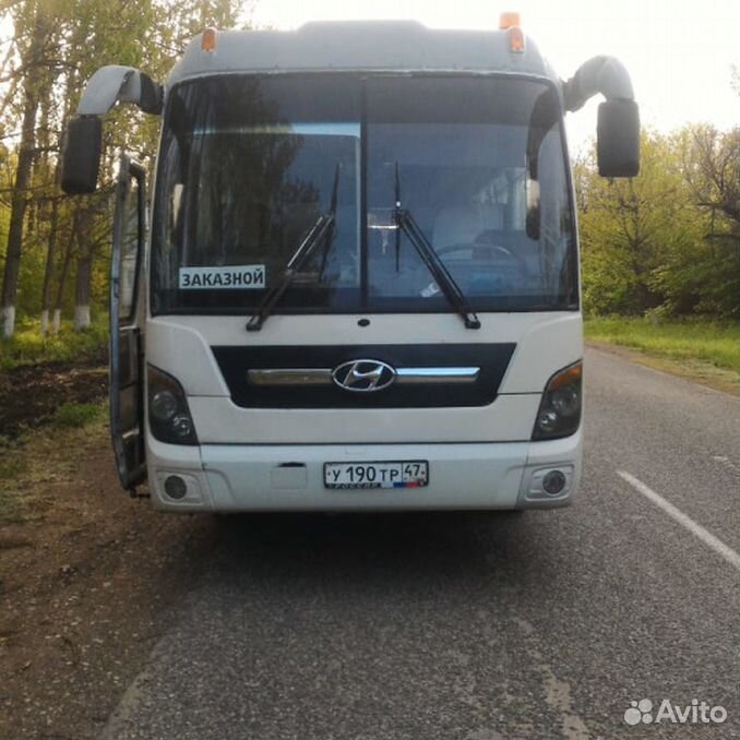 Автобус буденновск нефтекумск. Hyundai Aero Space Ставрополь. Хендай универсал автобус салон. Автобус Буденновск Москва. Автобус Хендай 42 места фото.