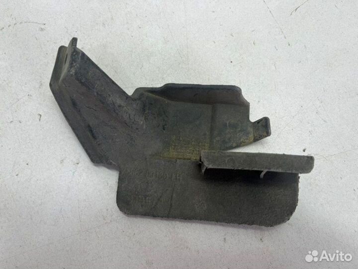 Брызговичок задний левый Toyota Camry V50/V55