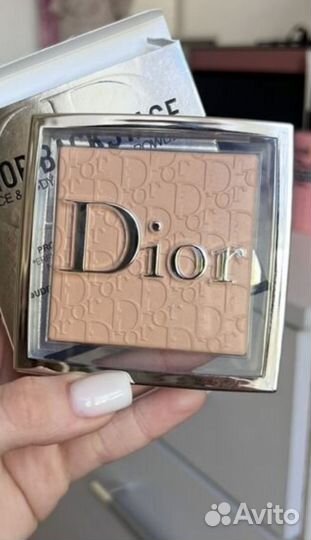 Пудра Dior backstage