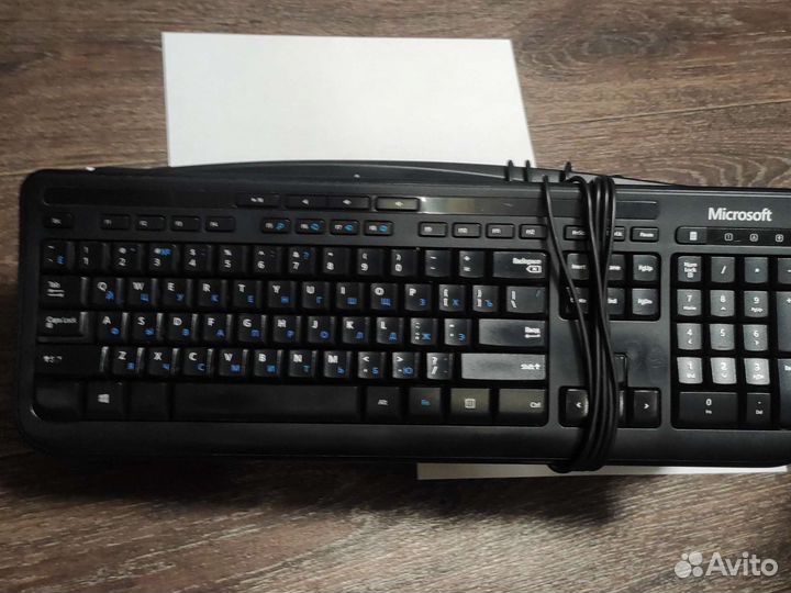 Клавиатуры и наушники