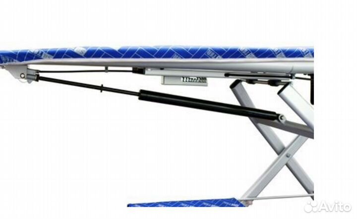 Парогенератор с утюгом и гладильная доска