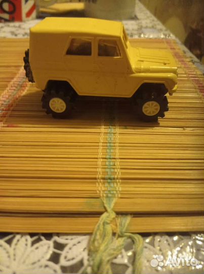 Заводная игрушка СССР УАЗ