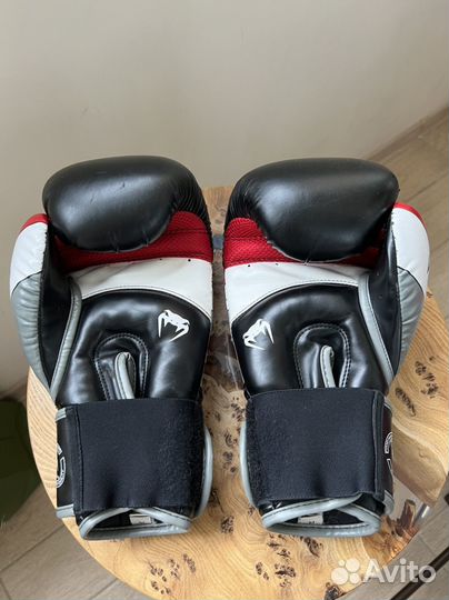 Боксерские перчатки venum 14oz