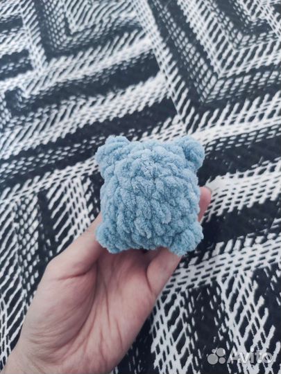 Вязаная лягушка