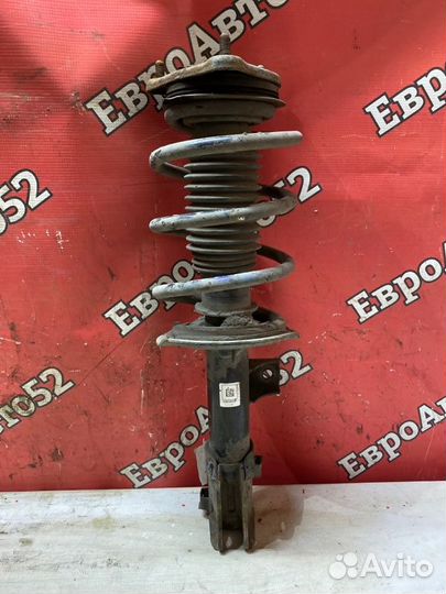 Стойка подвески передняя правая Kia Ceed Jd 2