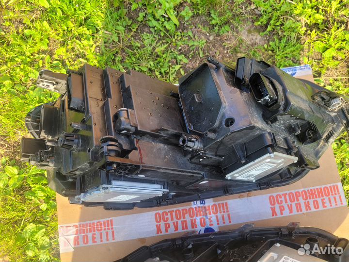 Фары 5TB941035B и 5TB941036B