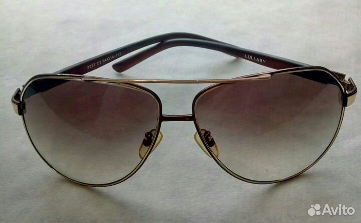 Солнезащитные очки женские