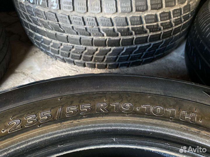 Kumho Crugen Premium KL33 235/55 R19 101H