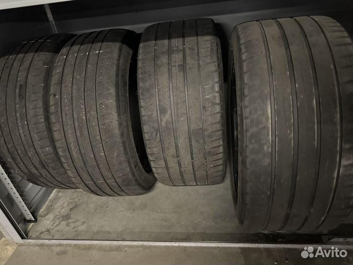 Michelin Pilot Sport 4 275/40 R19