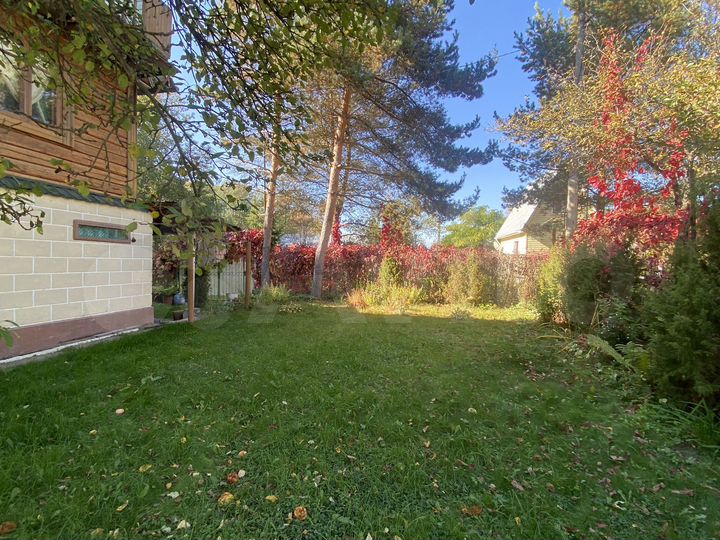 Дом 157 м² на участке 5 сот.