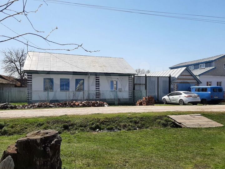 Дом 100 м² на участке 36 сот.