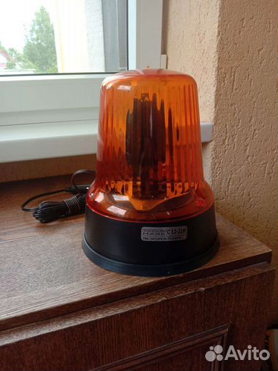 Проблесковый спецсигнал 