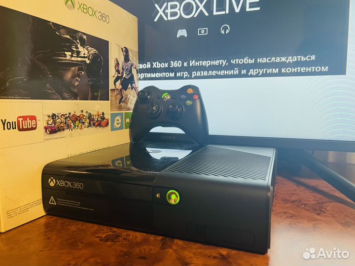 Xbox 360 E / 250GB