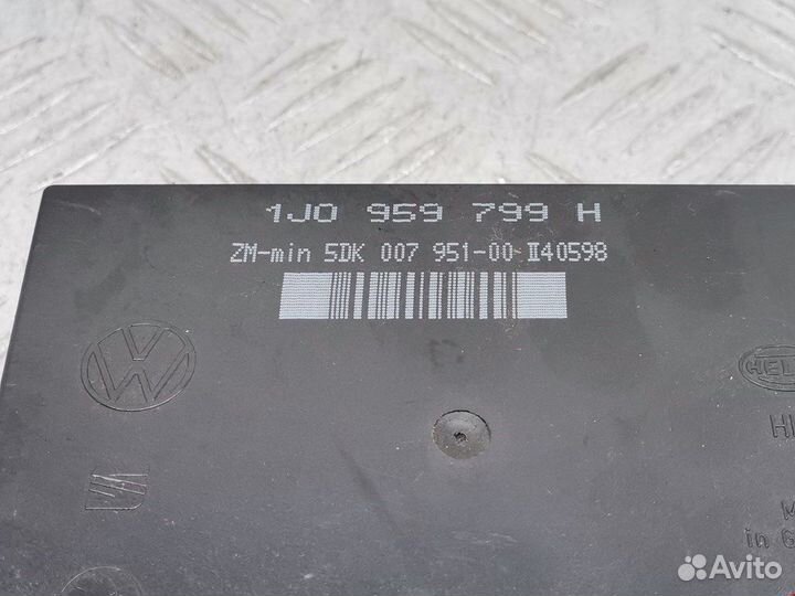 Блок комфорта для Volkswagen Golf 4 1J0959799H