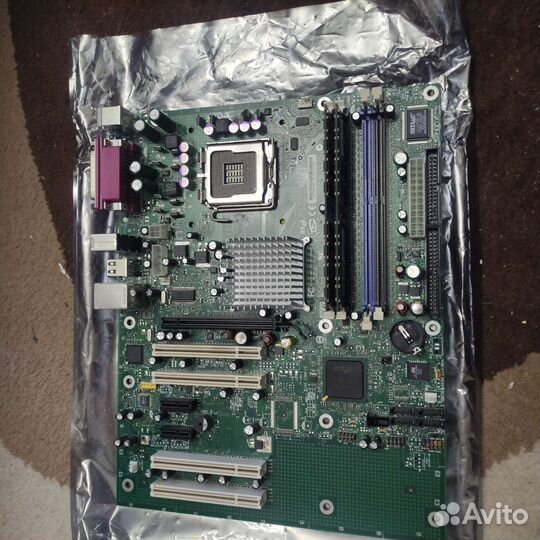 Коробка рабочих материнских плат