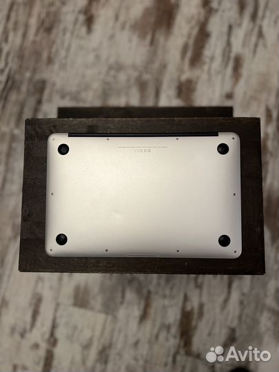 Apple macbook air 11 (2014)