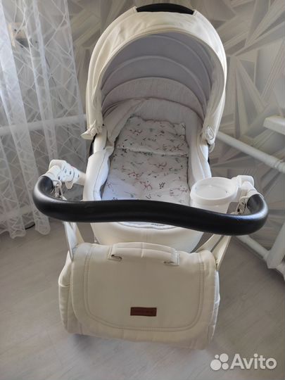 Коляска 3 в 1 бронь