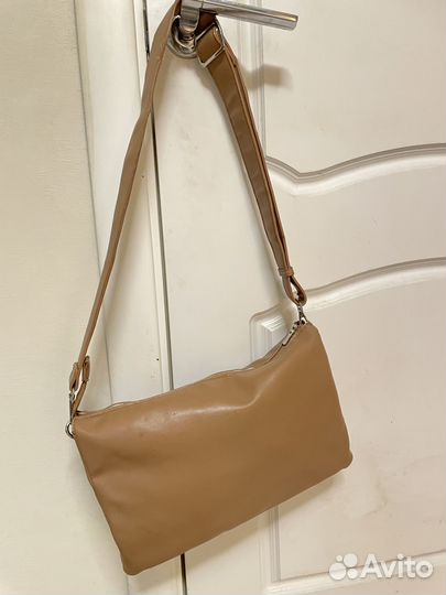 Сумка женская через плечо бежевая