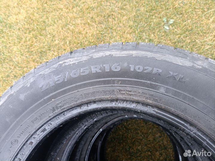 Nokian Tyres Hakkapeliitta R 215/65 R16