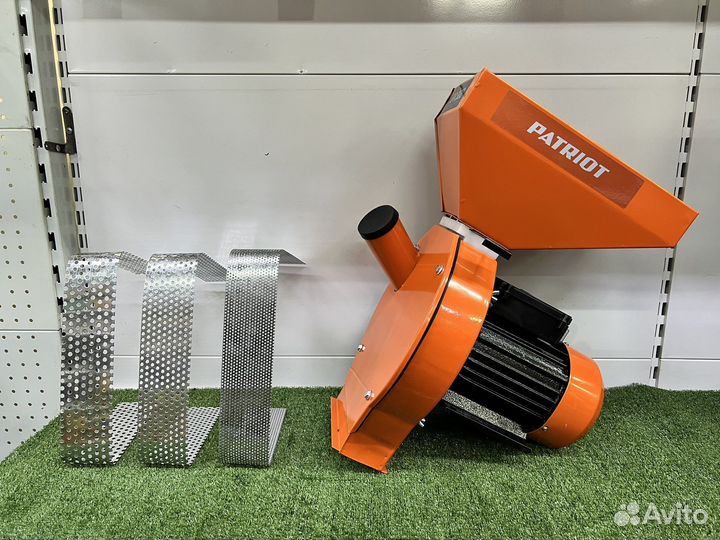 Измельчитель кормов Patriot GR 300