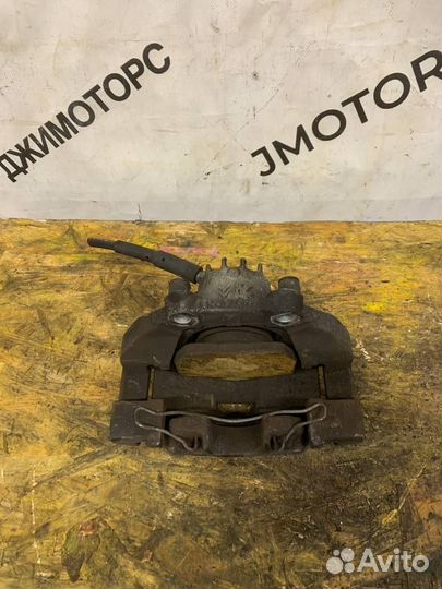 Суппорт передний левый Peugeot 3008 Citroen C4 B7