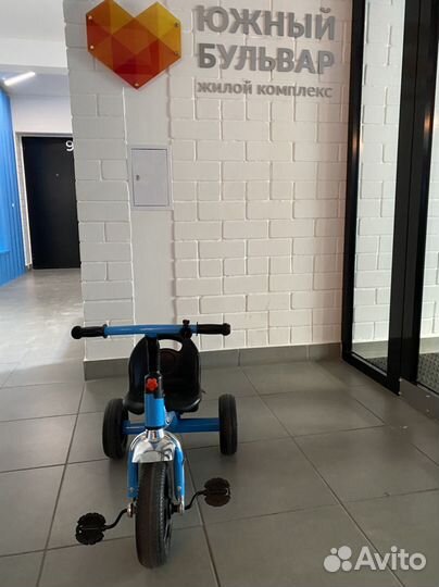Детский трехколесный велосипед