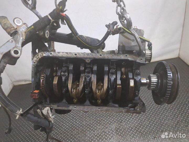 Блок цилиндров Opel Zafira A, 2003