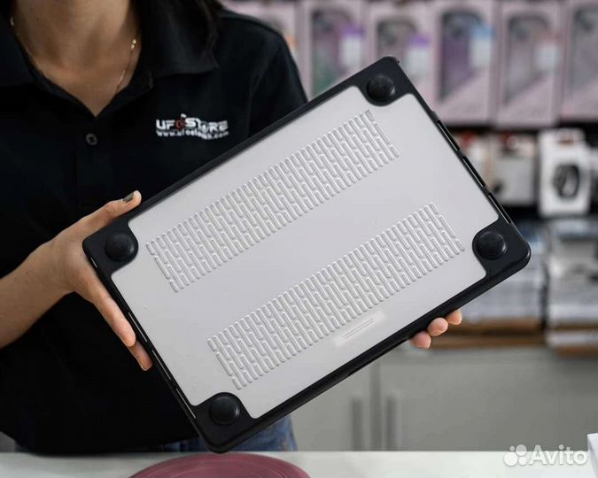 Uniq Venture Macbook Air 13