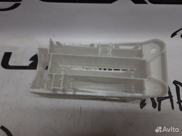 Корпус блока управления Lexus Rx4 Rx200T Rx300