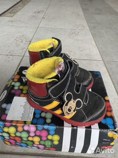 Кроссовки детские adidas