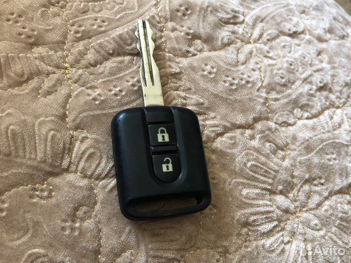 Ключ от nissan almera classic