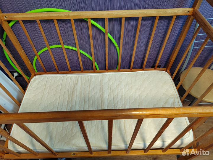 Детская кроватка