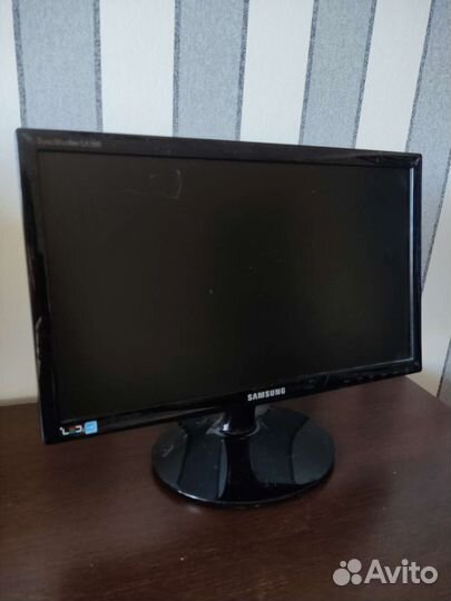 Мониторы 19,22 дюймов