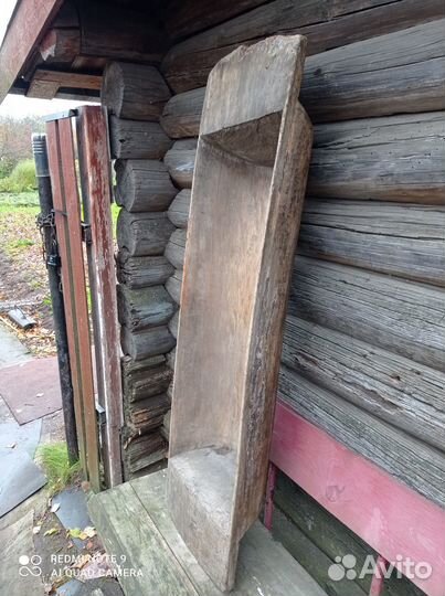 Старинное деревянное корыто