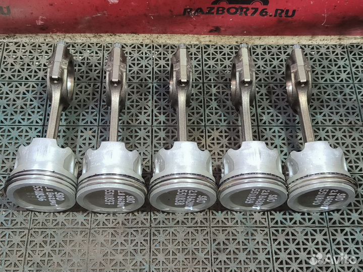 Поршень c шатунoм Volvo S80 B6284T