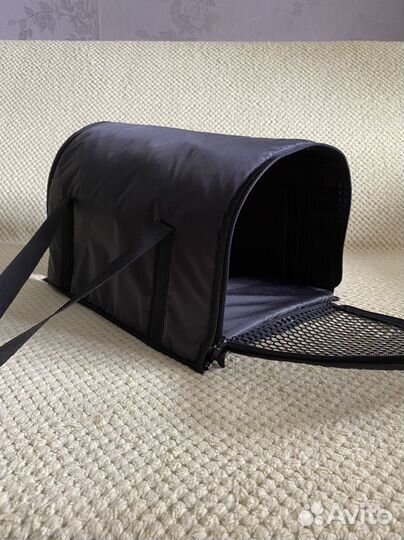 Переноска для кошек и собак