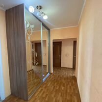 2-к. квартира, 56 м², 13/17 эт.