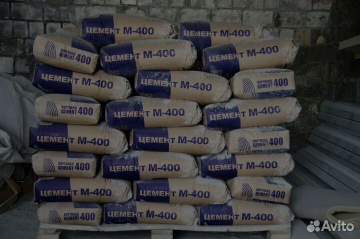 Цемент в мешках